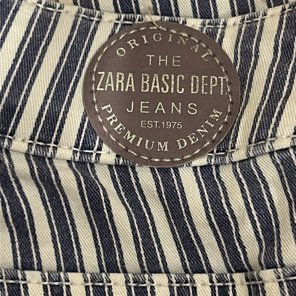 Zara Striped Jeans - Picture 4 of 6